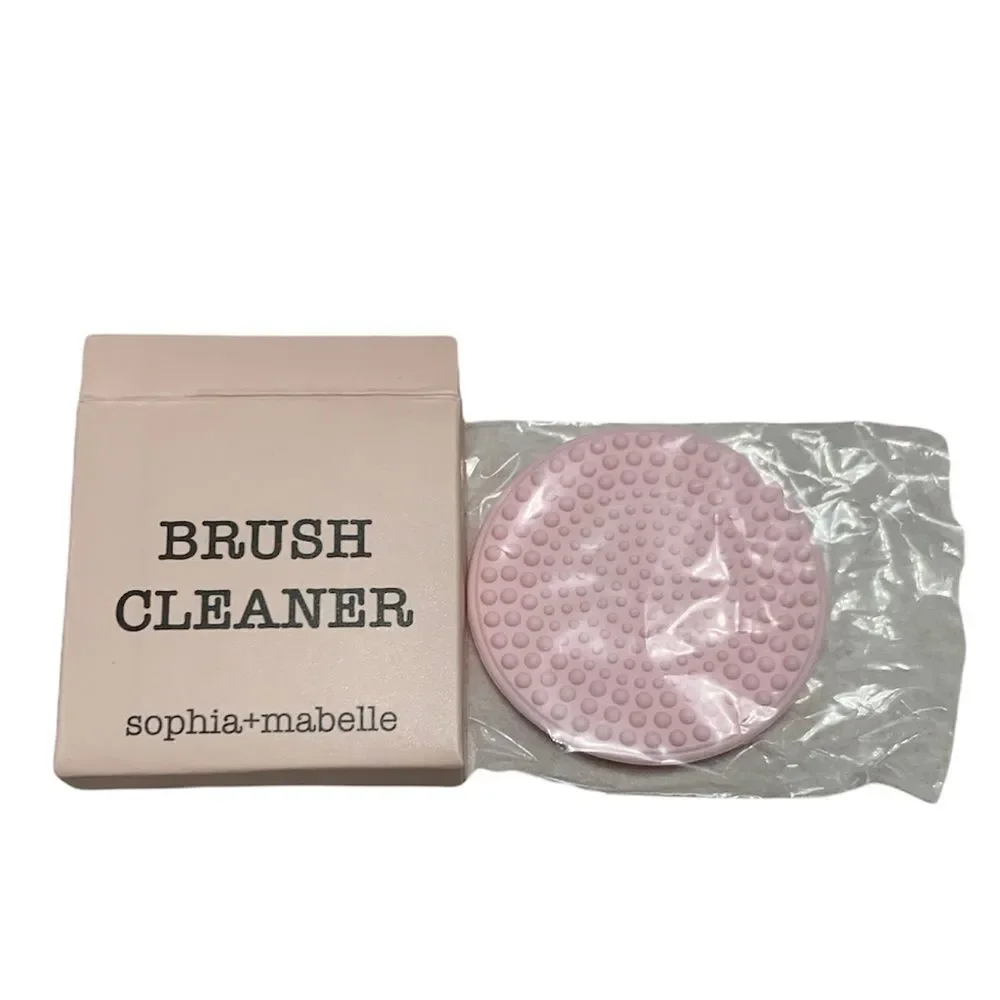 Sophia + Mabelle Universal Round Silicone Brush Cleaner Pink Small